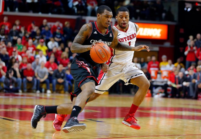 Sean Kilpatrick uses leverage to get into the lane as well as any guard in the country. Jim O'Connor-USA TODAY Sports.