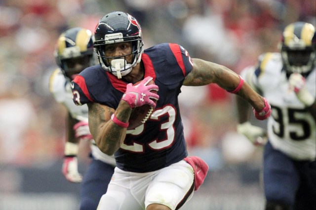 Houston Texans running back Arian Foster rushes against the St. Louis Rams at Reliant Stadium. (Thomas Campbell - USA TODAY Sports)