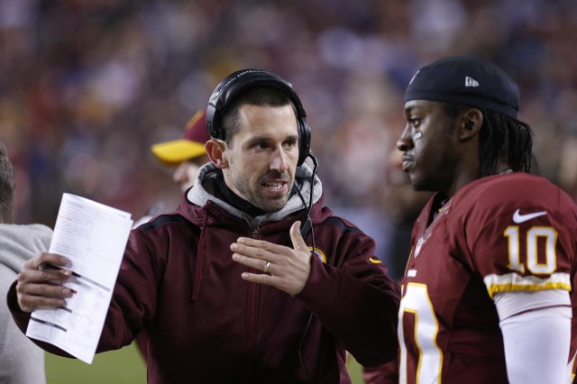 Despite a rocky ending, Kyle Shanahan built his offense around the unique talents of Robert Griffin III. (Geoff Burke - USA TODAY Sports)