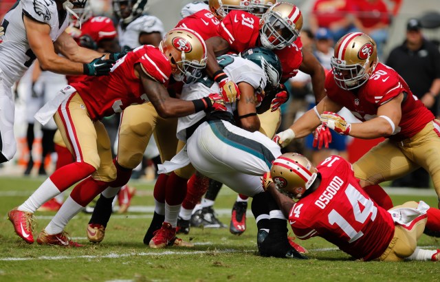The 49ers swarmed the Eagles' high-energy offense. (Kelley L. Cox, USA TODAY Sports)