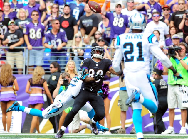 Ravens WR Steve Smith catches one of his two touchdowns against his former team. (Mitch Stringer, USA TODAY Sports)