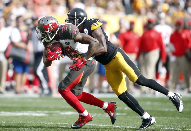 The Steelers' secondary opens up the door for opponents' comebacks. (Charles LeClaire, USA TODAY Sports) 