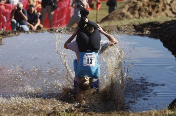 wife-carrying-chamionship-63.jpg