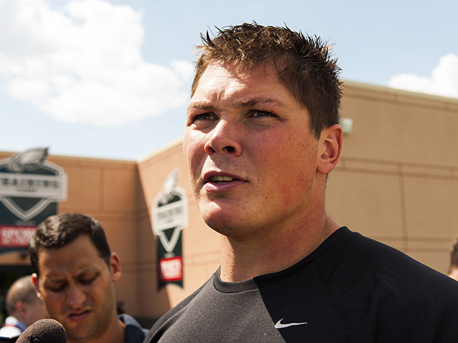 Guard Danny Watkins outside Eagles practice this week. (Photo: Howard Smith, USA TODAY Sports)