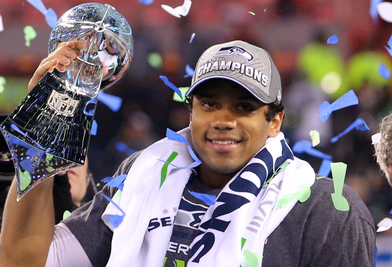 How much money Russell Wilson of the Seattle Seahawks earns