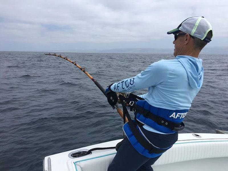 Angler lands giant bluefin tuna with antique fishing gear