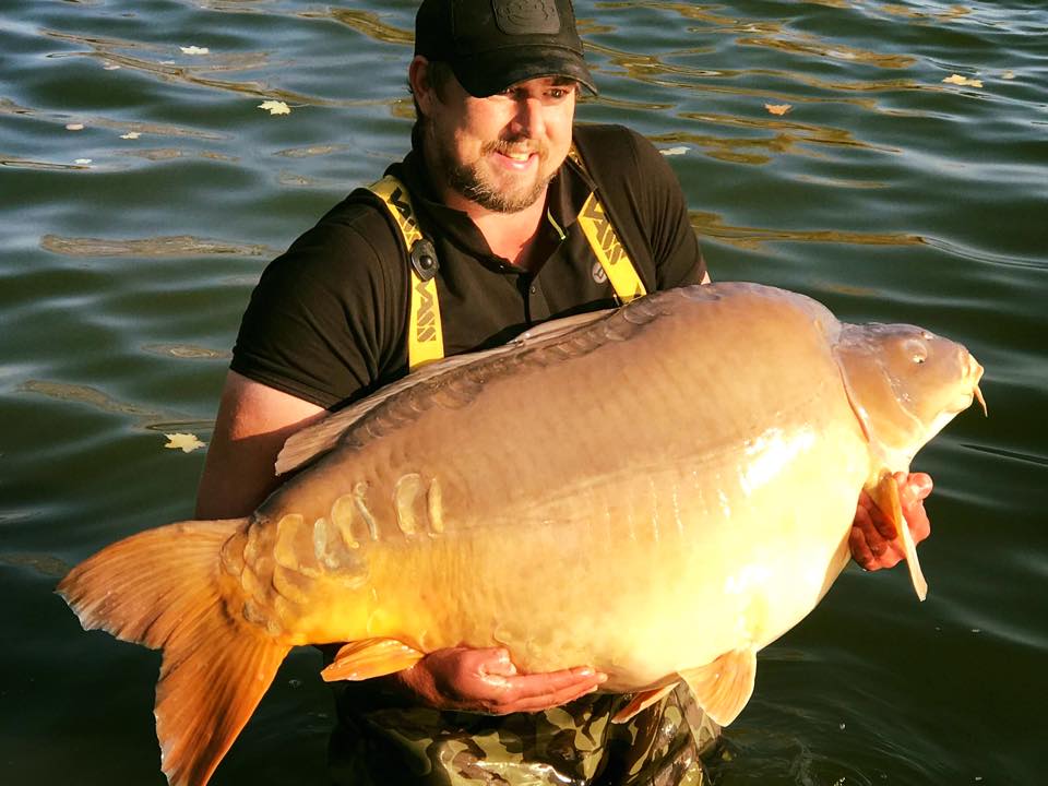 Catch of massive carp places British angler in rare company