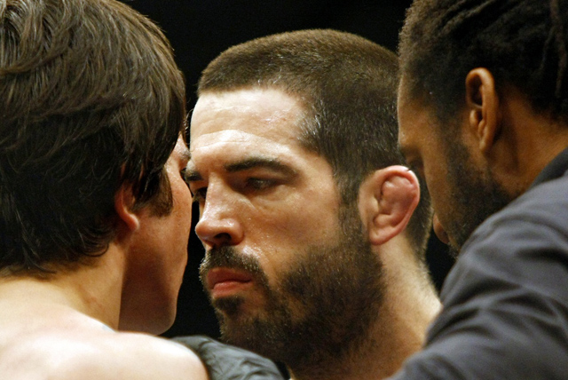 Twitter reacts to (and goes bonkers over) Matt Brown's thrilling ...