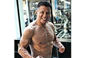 cung-le-jacked-photo