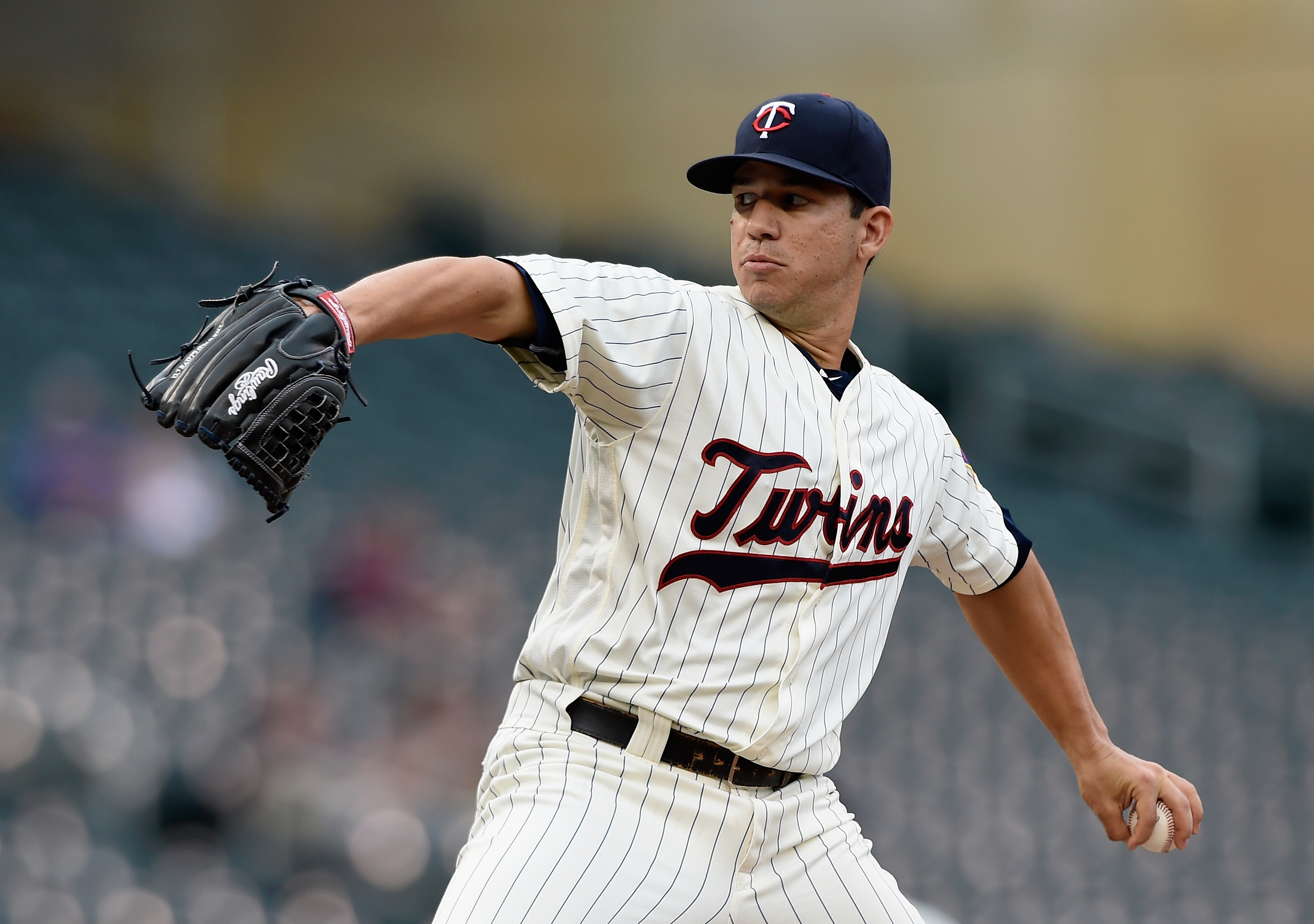 Tommy Milone hits free agency