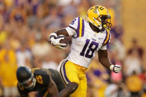BATON ROUGE, LA - OCTOBER 01: Tre'Davious White #18 of the LSU Tigers runs with the ball against the Missouri Tigers at Tiger Stadium on October 1, 2016 in Baton Rouge, Louisiana. (Photo by Chris Graythen/Getty Images)