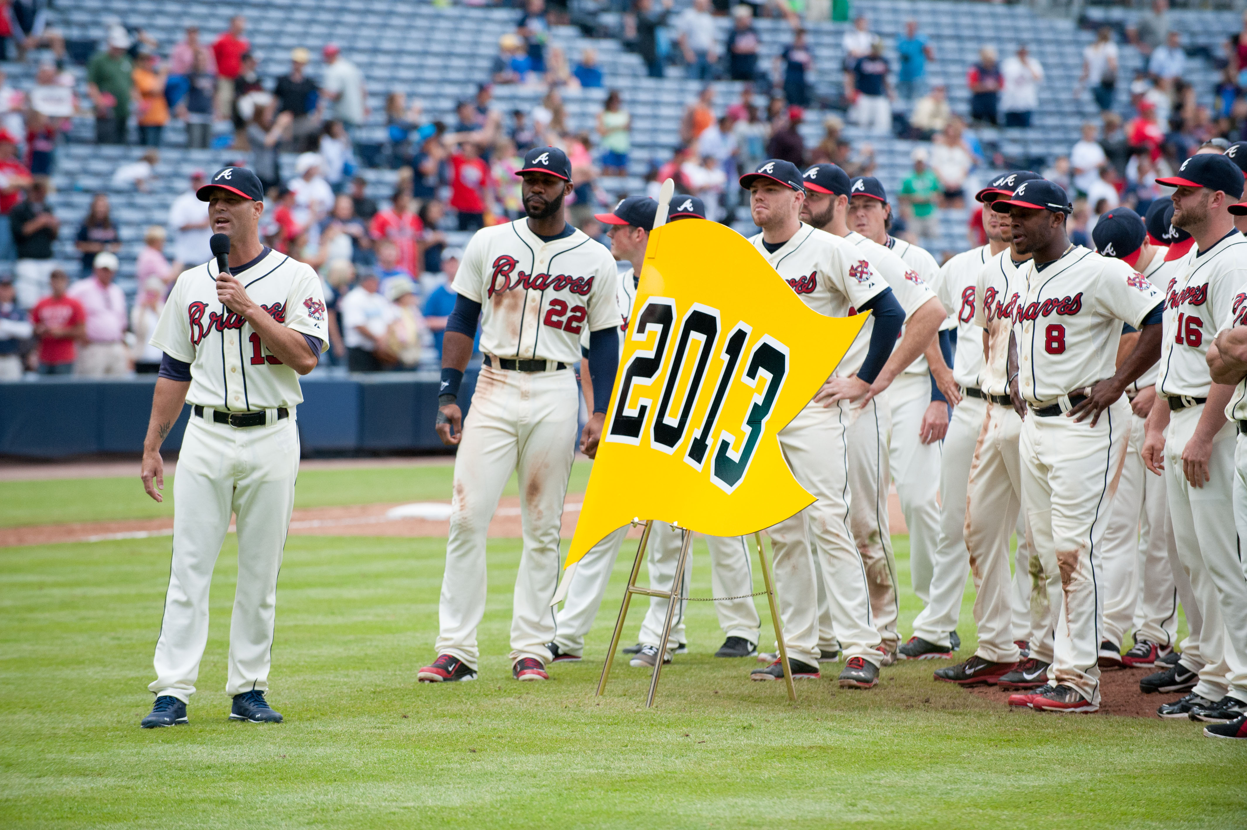 File:Gwinnett Braves Tim Hudson (1).jpg - Wikimedia Commons