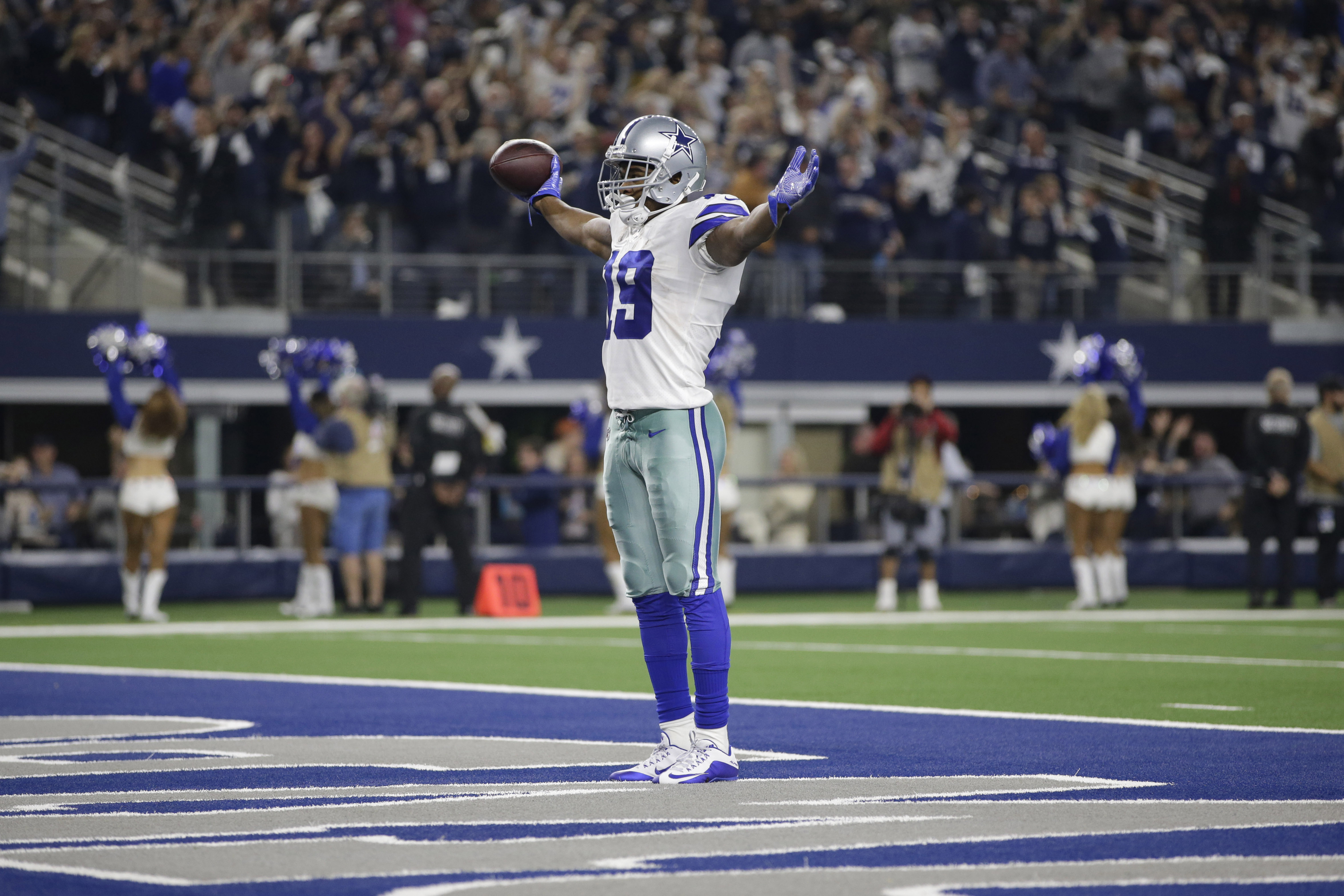 Dallas Cowboys have middle-of-pack odds to win Super Bowl LVI