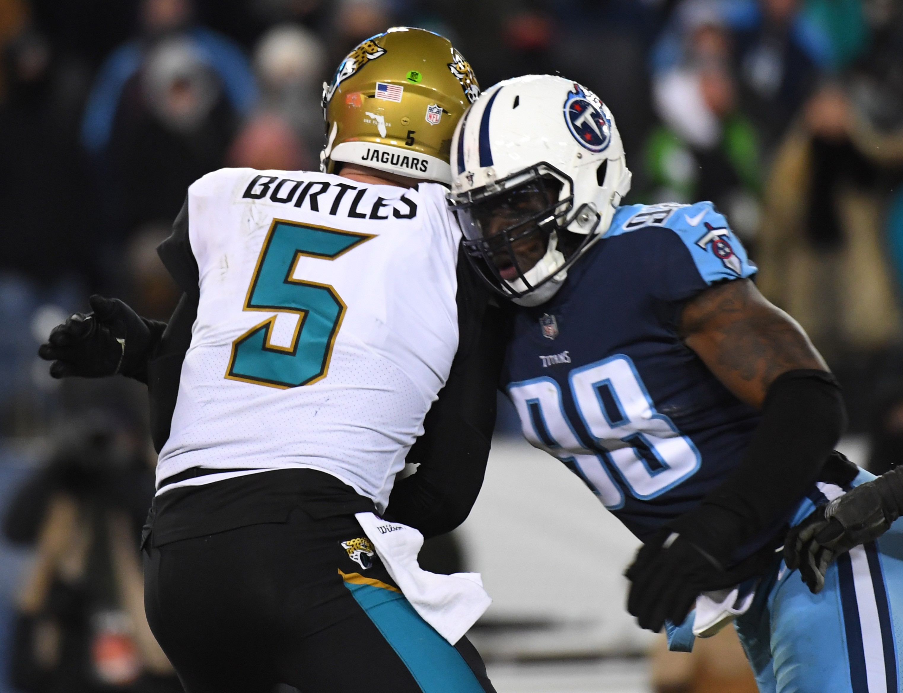 Tennessee Titans: Brian Orakpo racking up sacks this season