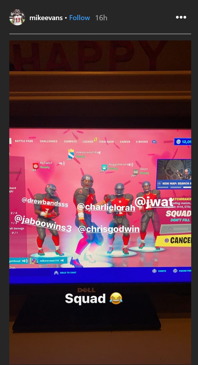 Bucs WR Mike Evans is honing his skills… in Fortnite