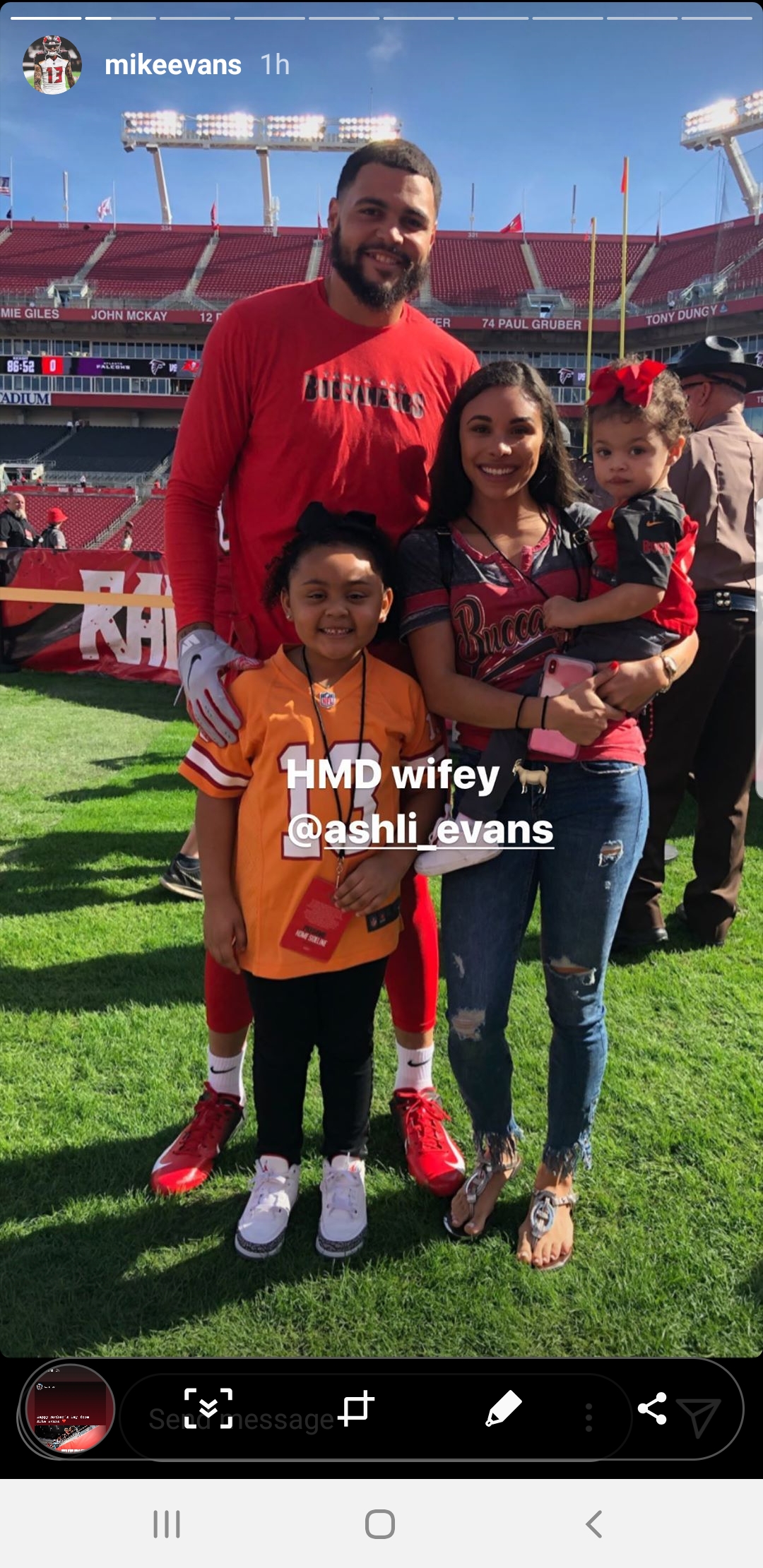 Mike Evans wishes a happy Mother's Day to these special moms