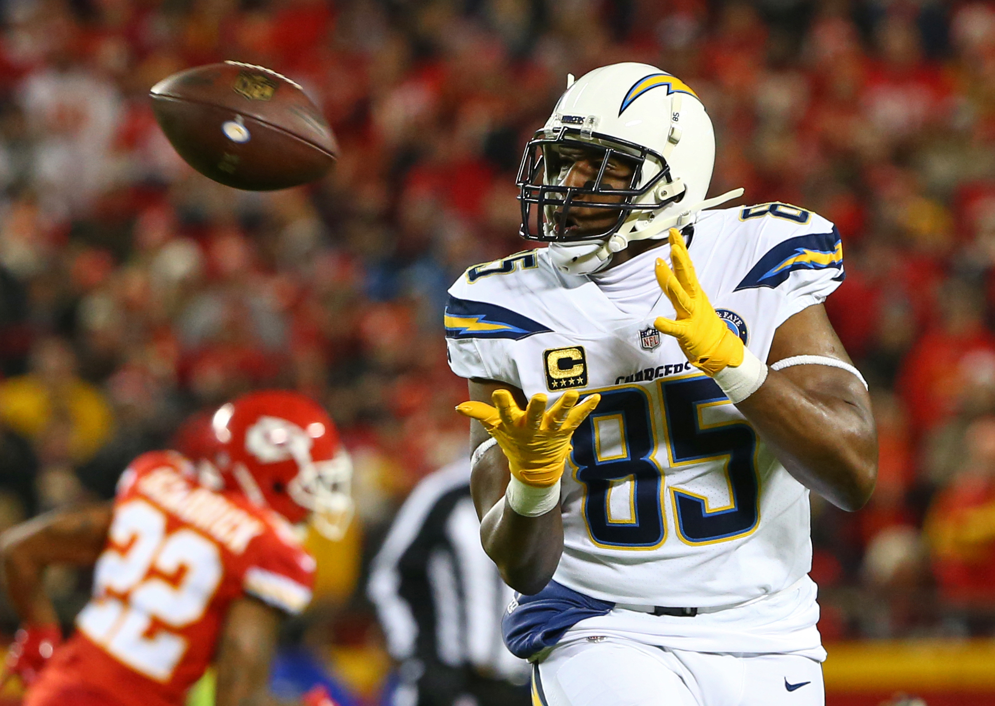 10 best photos from Chargers’ 29-28 win over the Chiefs