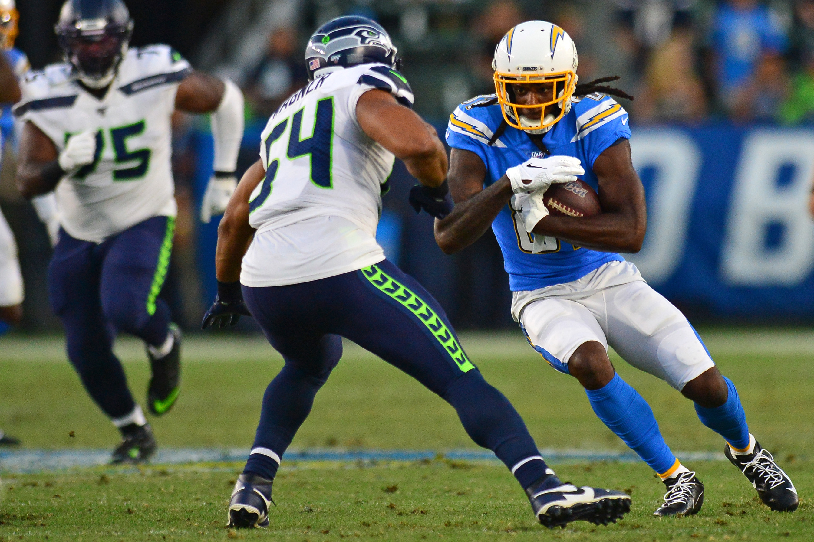 Best Photos From Los Angeles Chargers’ Preseason Matchup Vs. Seahawks