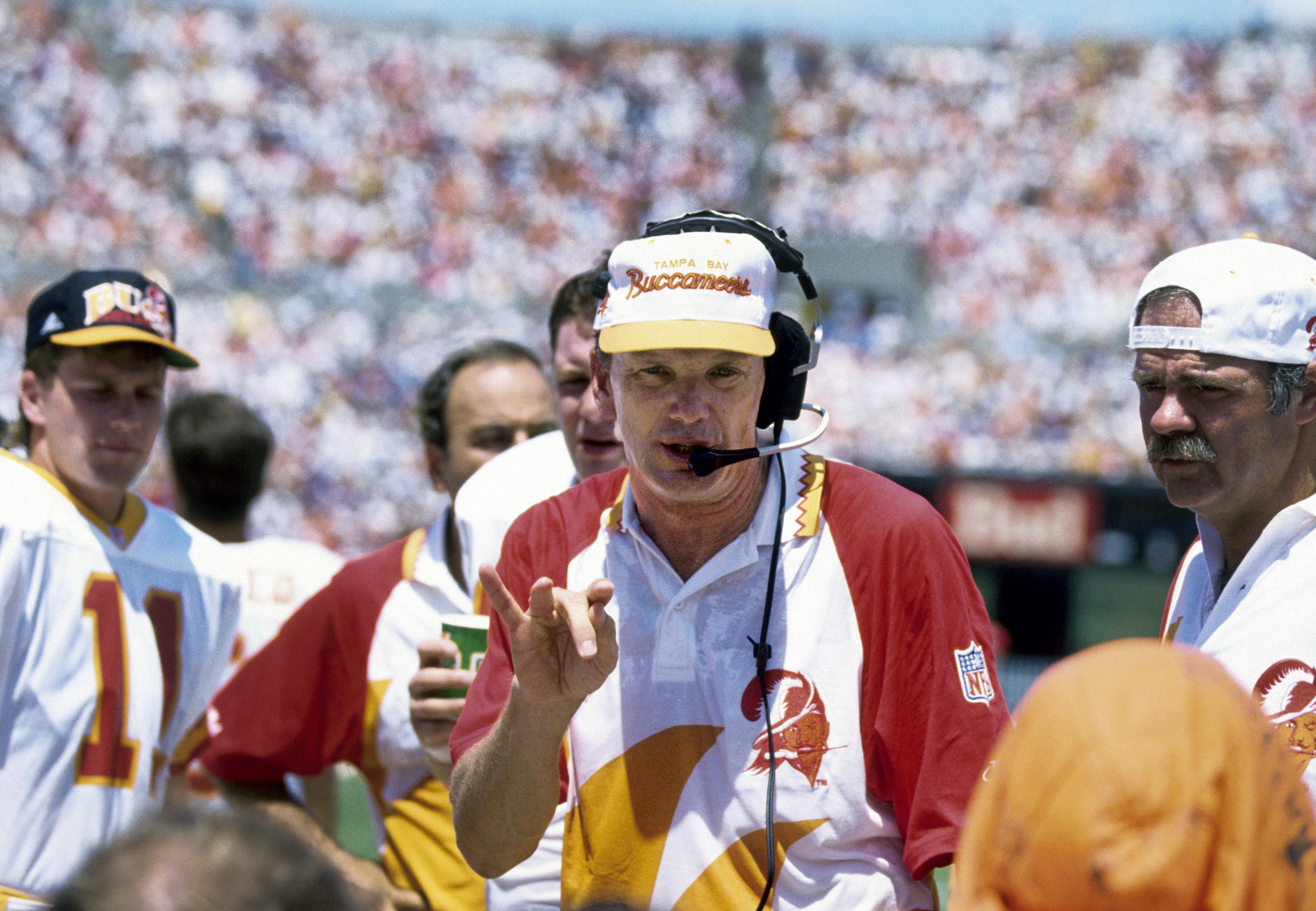 Sam Wyche -- NFL tried to stop no-huddle in 1980s - ESPN