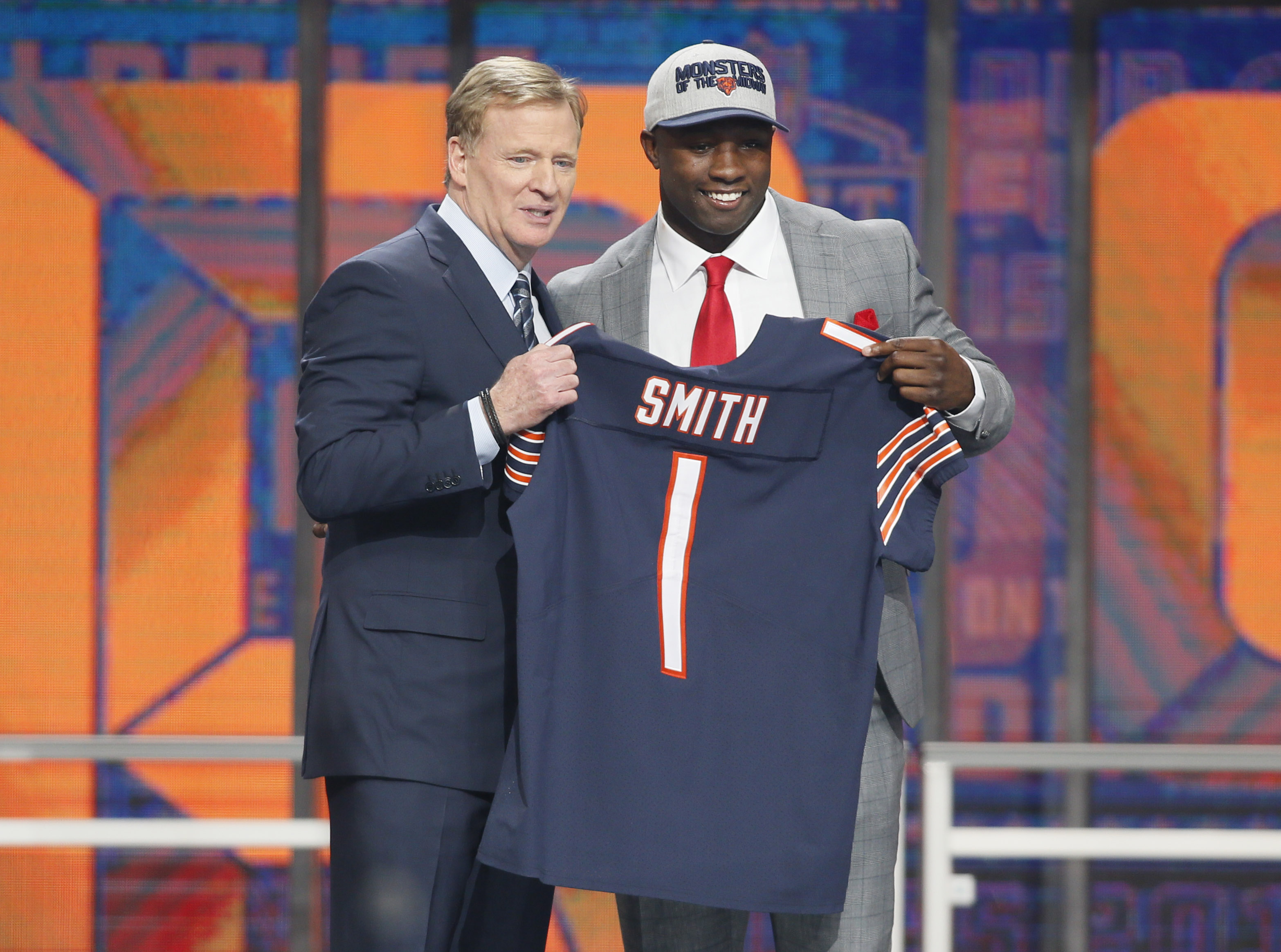 Bears draft Georgia LB Roquan Smith with No. 8 pick