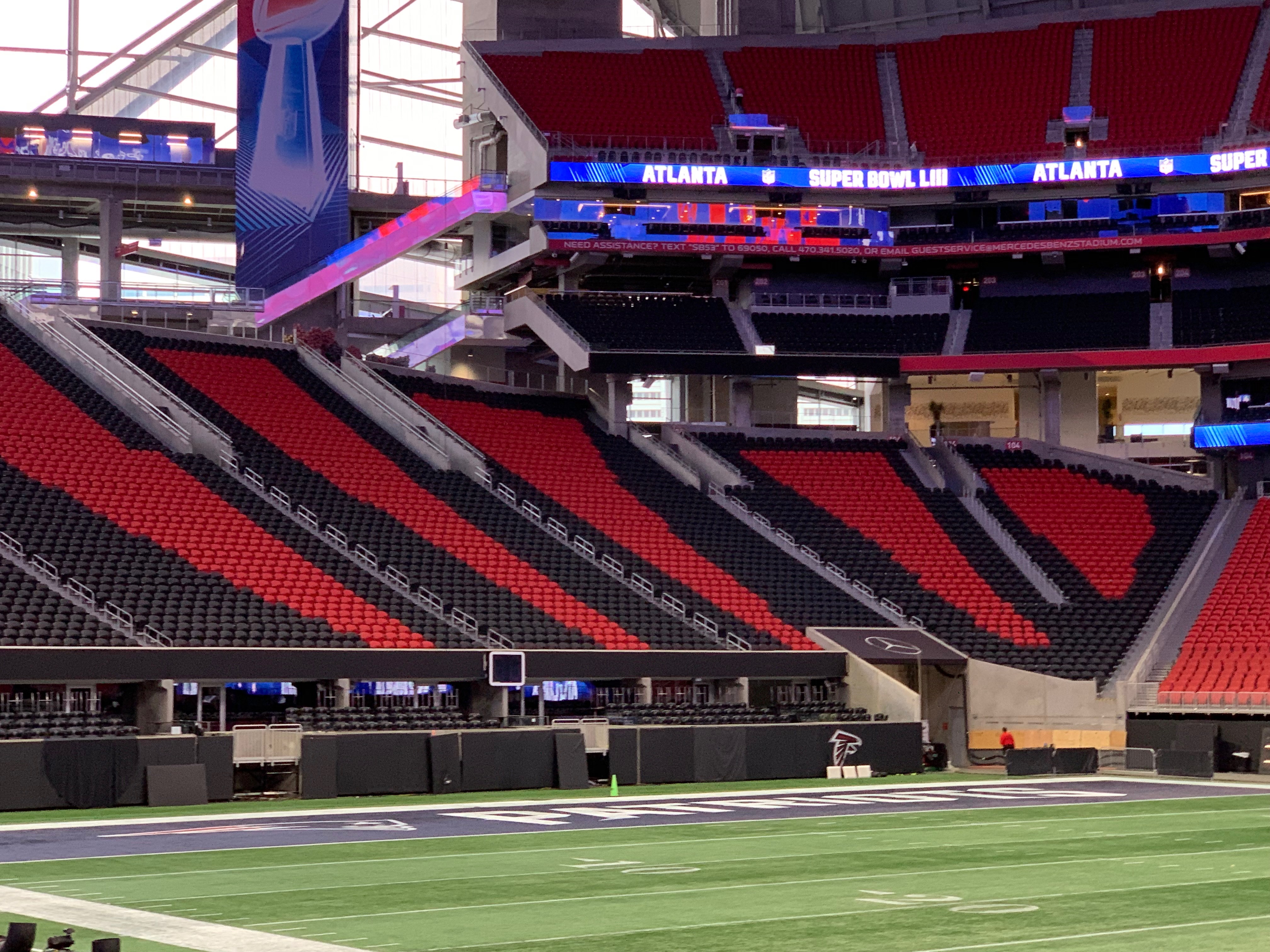 Mercedes-Benz Stadium 'lofty' looks - Coliseum