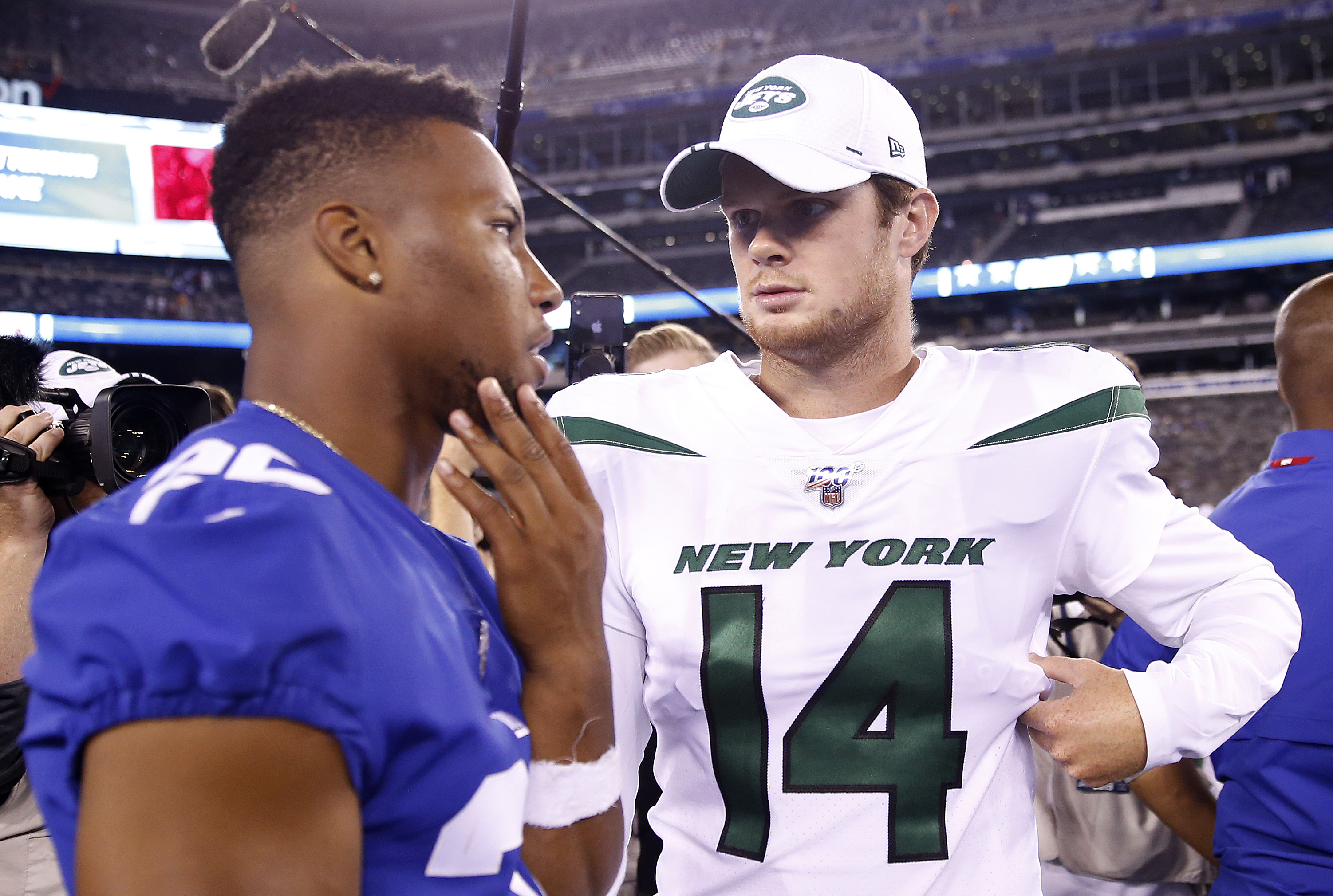 Sam Darnold gets asked for Saquon Barkley jersey while posing as