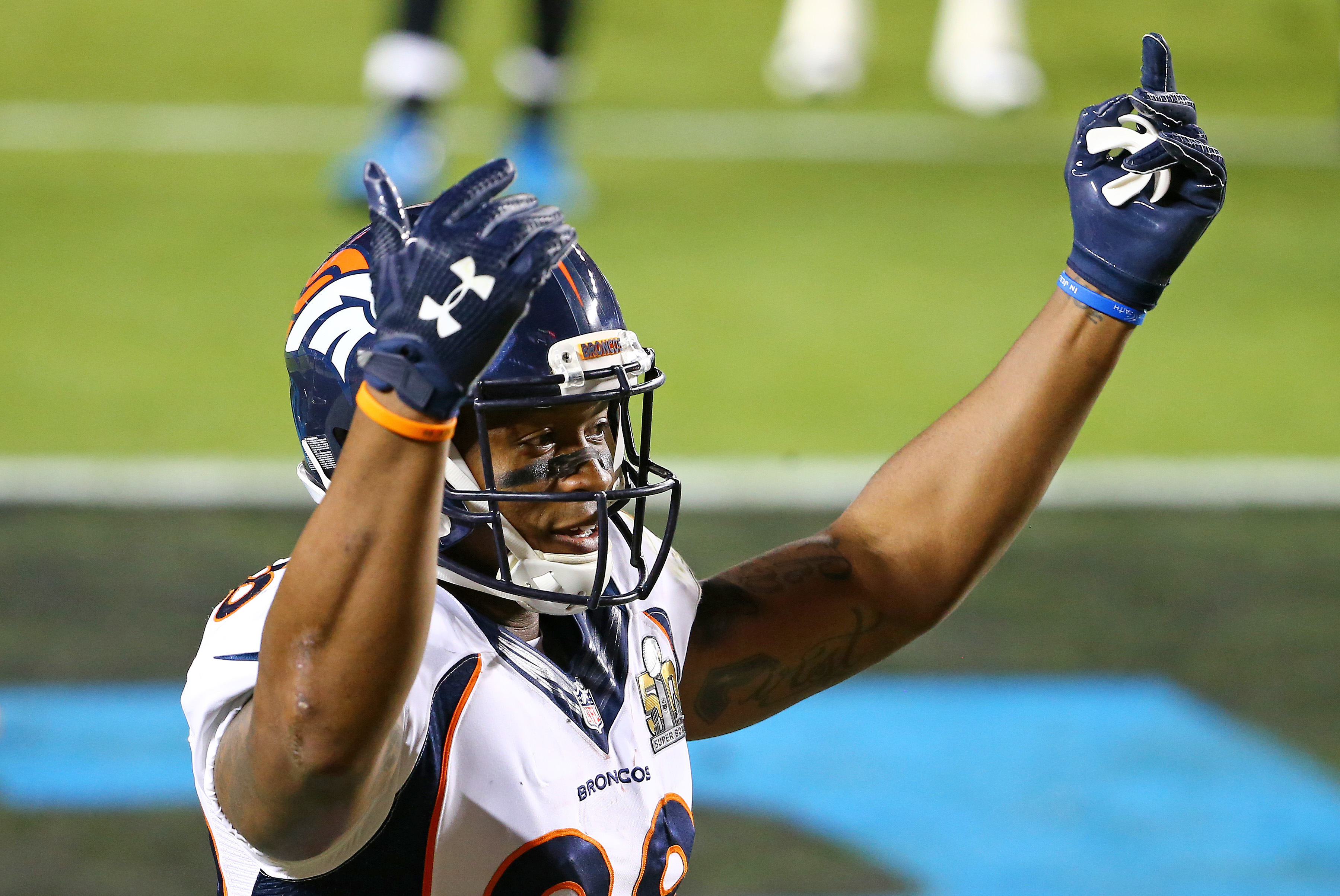 October 15, 2017: Denver Broncos wide receiver Demaryius Thomas (88) during  pre-game warm up of an NFL week 6 matchup between the New York Giants and  the Denver Broncos at Sports Authority