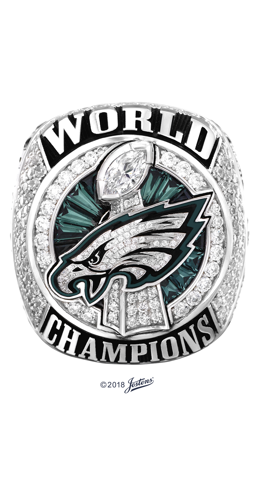 Eagles unveil pics of their stunning Super Bowl LII championship ring