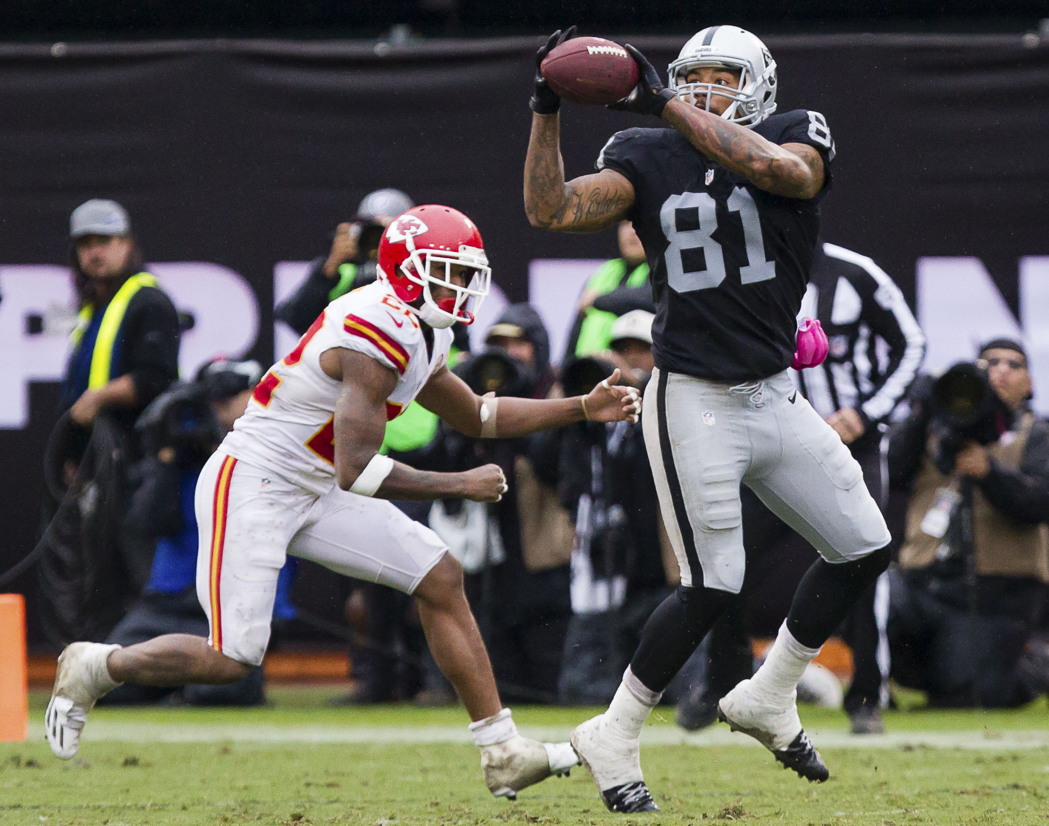 Spencer Ware's 45-Yard Run Sets Up Dontari Poe's TD Grab!