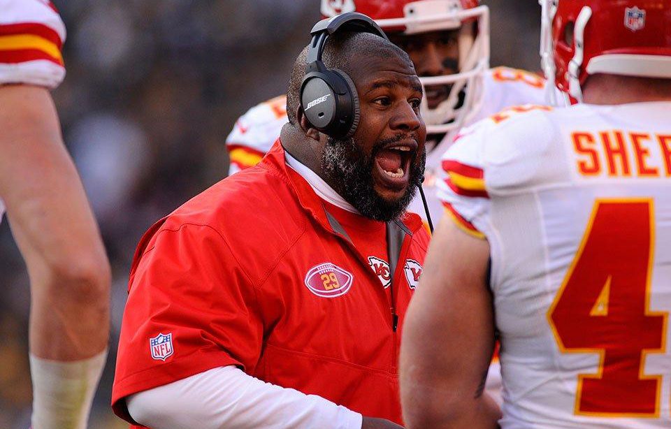 Eric Bieniemy Is A Great Choice For Chiefs Offensive Coordinator