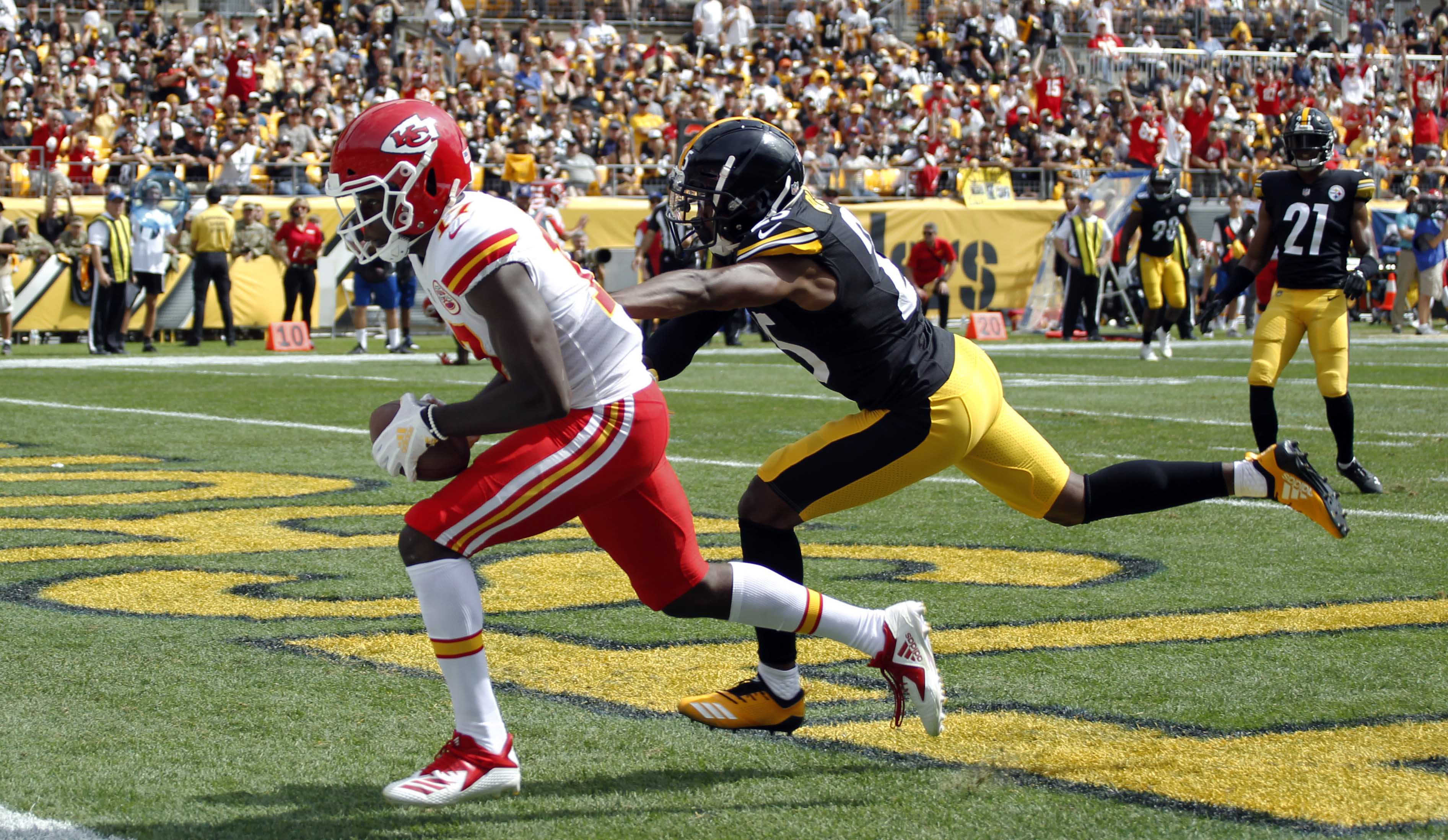 Best Photos From Chiefs Week 2 Victory Over Steelers | Chiefs Wire