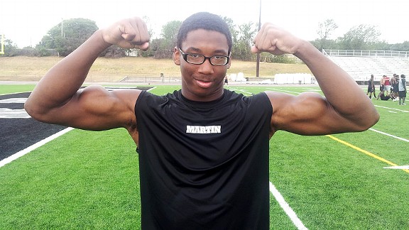 PHOTO: Even at 14 years old, Myles Garrett was ripped