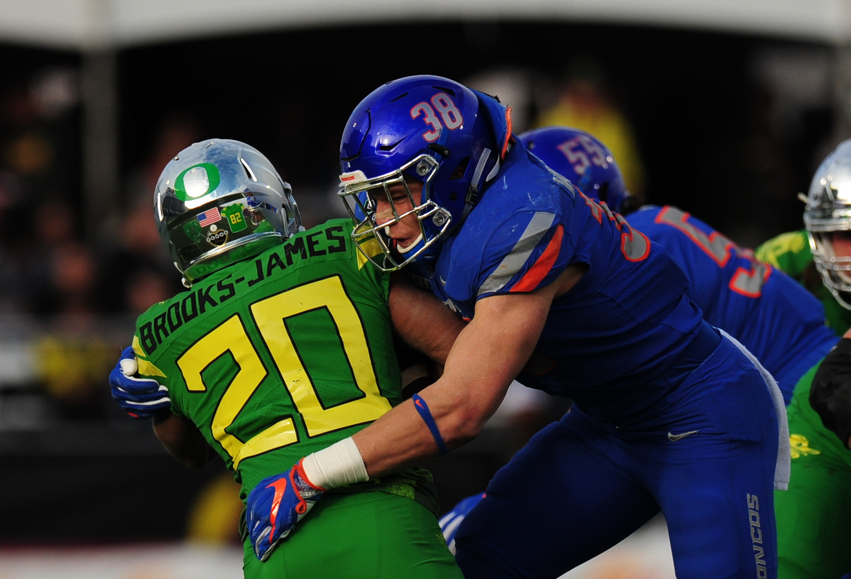 First-round lock? Boise State's Vander Esch impresses at NFL combine