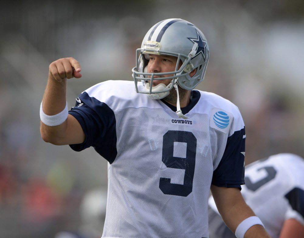 The Tony Romo question: What should the Cowboys do with No. 9