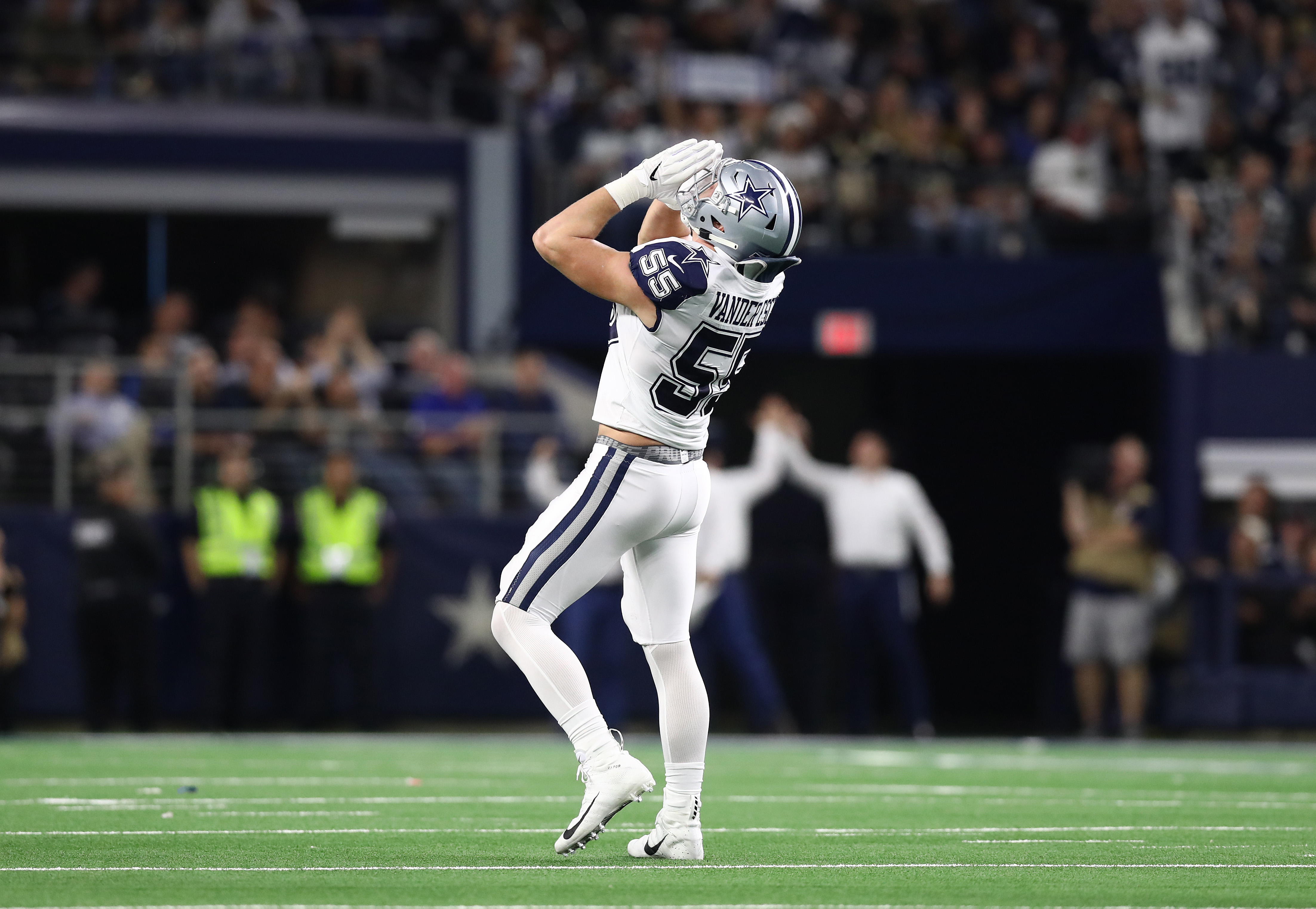 November 29, 2018: Dallas Cowboys outside linebacker Leighton Vander Esch  #55 during a Thursday Night Football NFL game between the New Orleans  Saints and the Dallas Cowboys at AT&T Stadium in Arlington