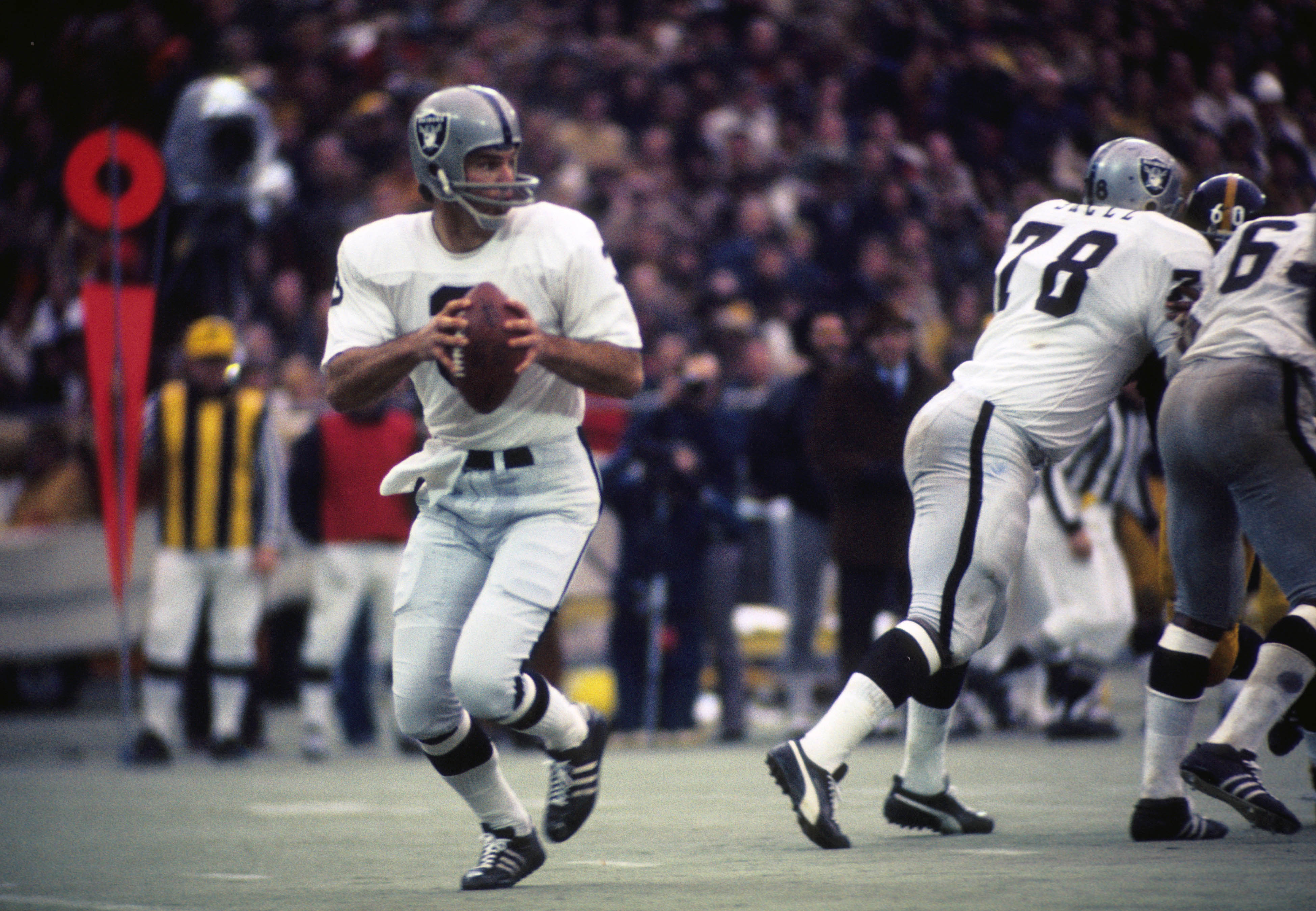 Raiders Commemorate 1967 AFL Championship With Jersey Patch