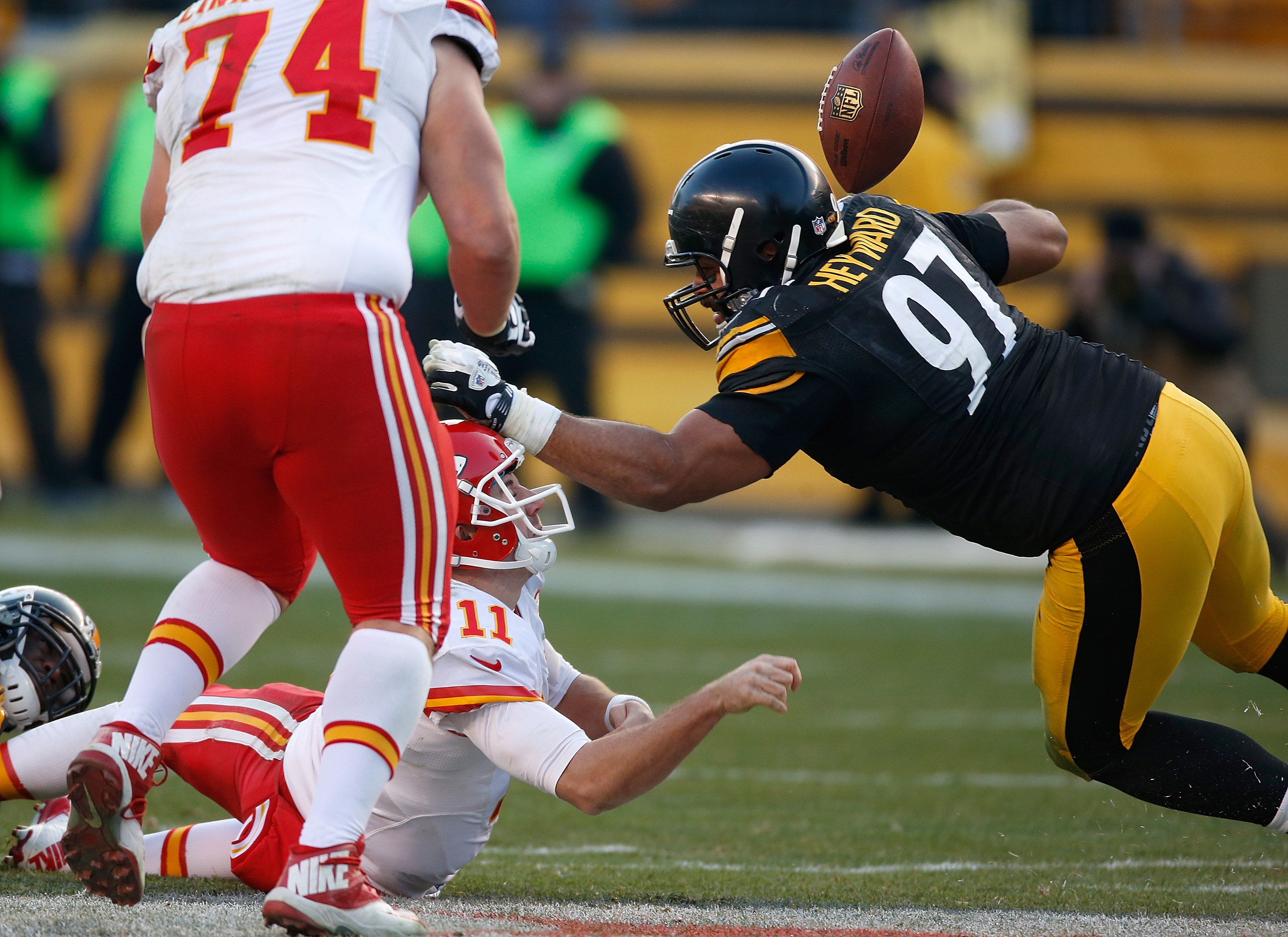 Steelers think pink for breast cancer awareness