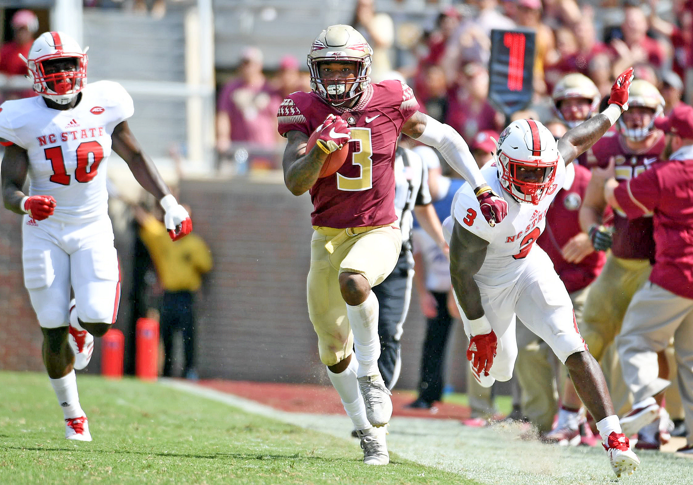 Niners Wire 4-round Mock NFL Draft 4.0: 49ers Add Versatile Playmakers