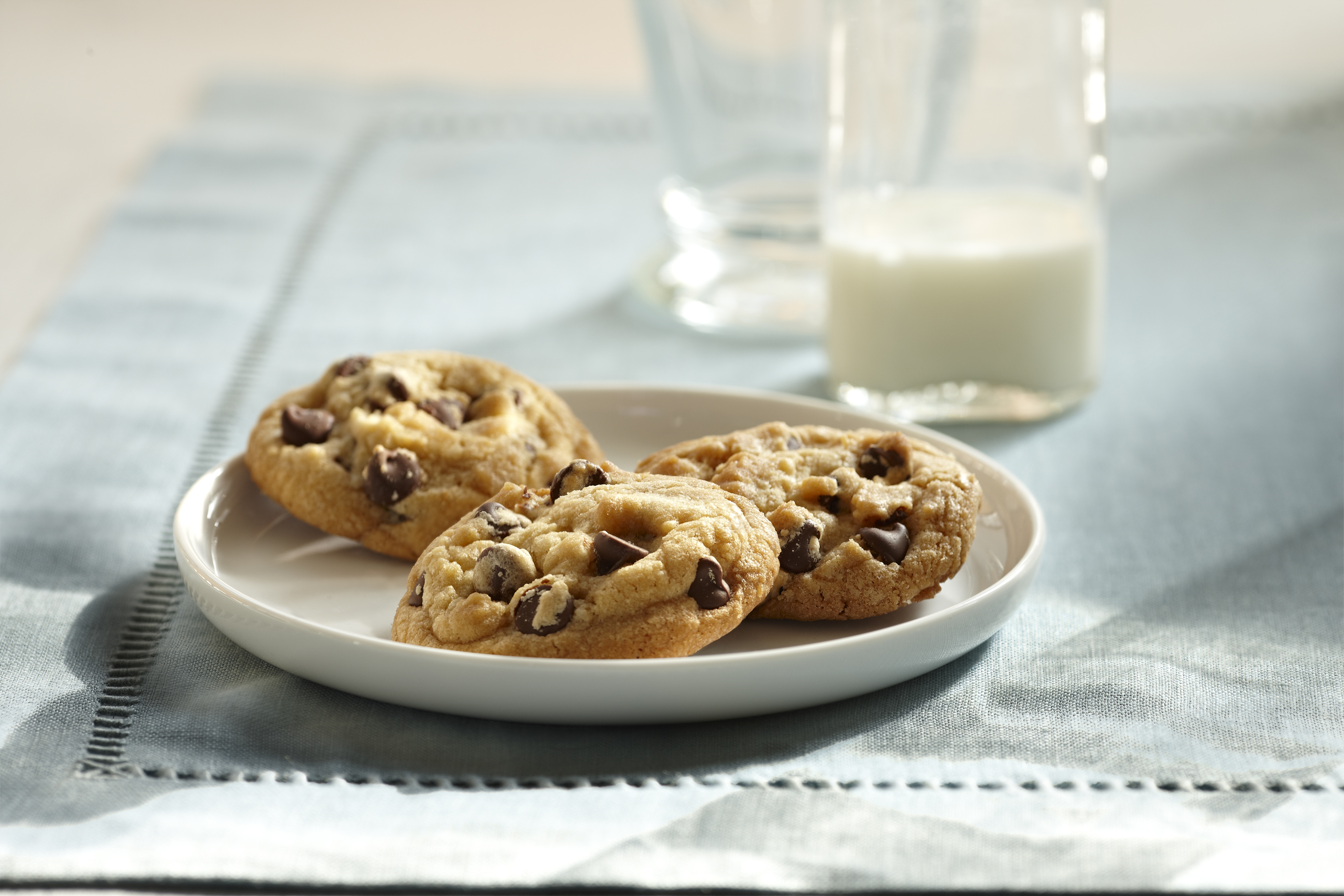 Parents can remind their kids how proud of them they are with a tasty batch of Vanilla Rich Chocolate Chip Cookies for Valentine’s Day.