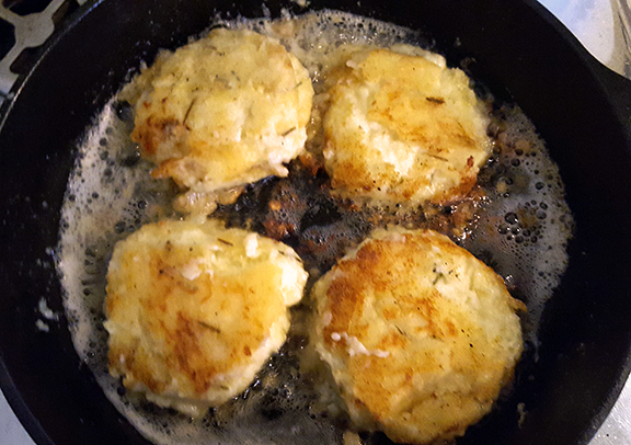 Leftover Potato Soufflé Fried Next Day//Michael Mech