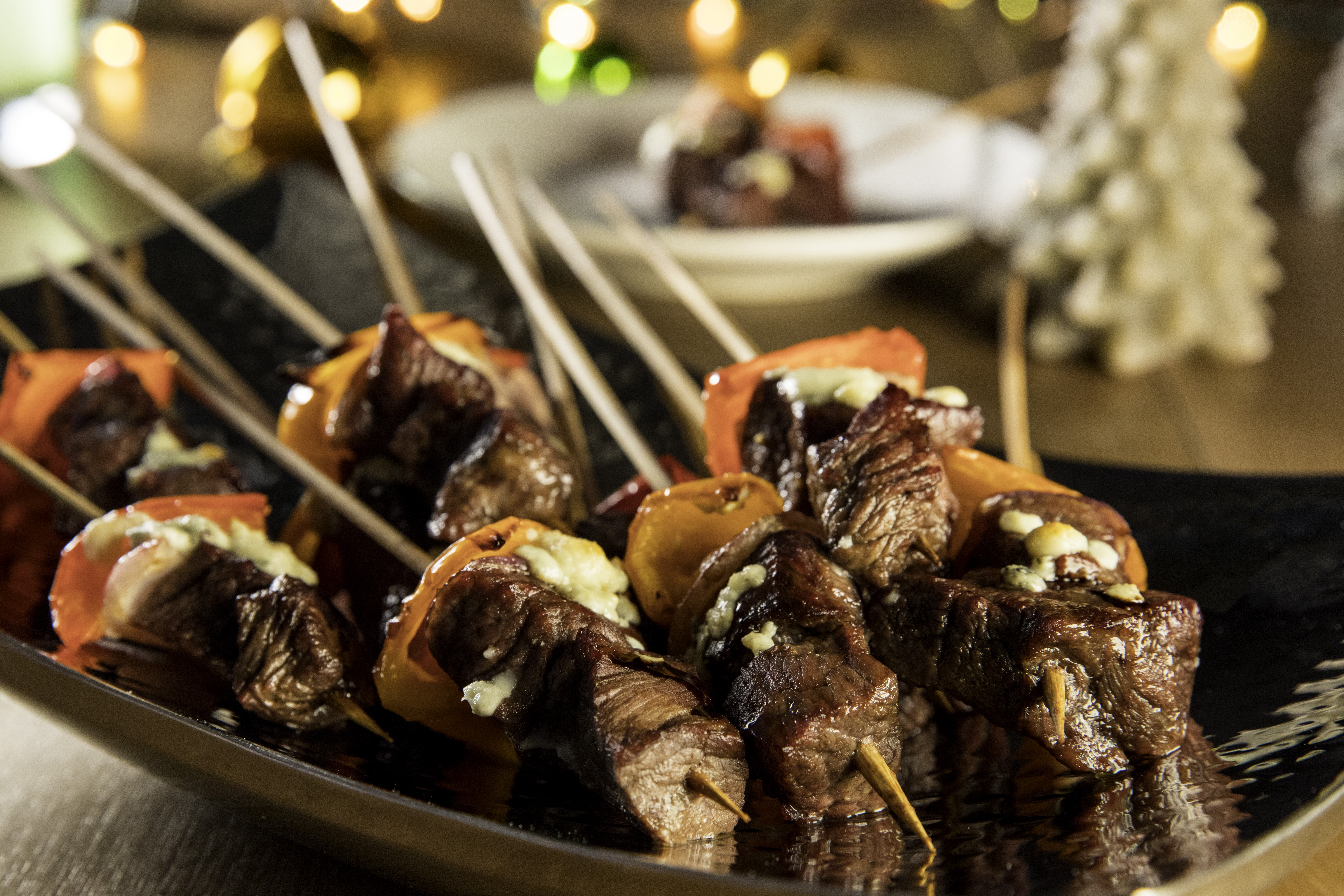 These mouthwatering skewers layer sirloin steak, crumbled bleu cheese, garlic and peppers, only to be topped with a balsamic glaze. The flavor of these brochettes is out-of-this-world.