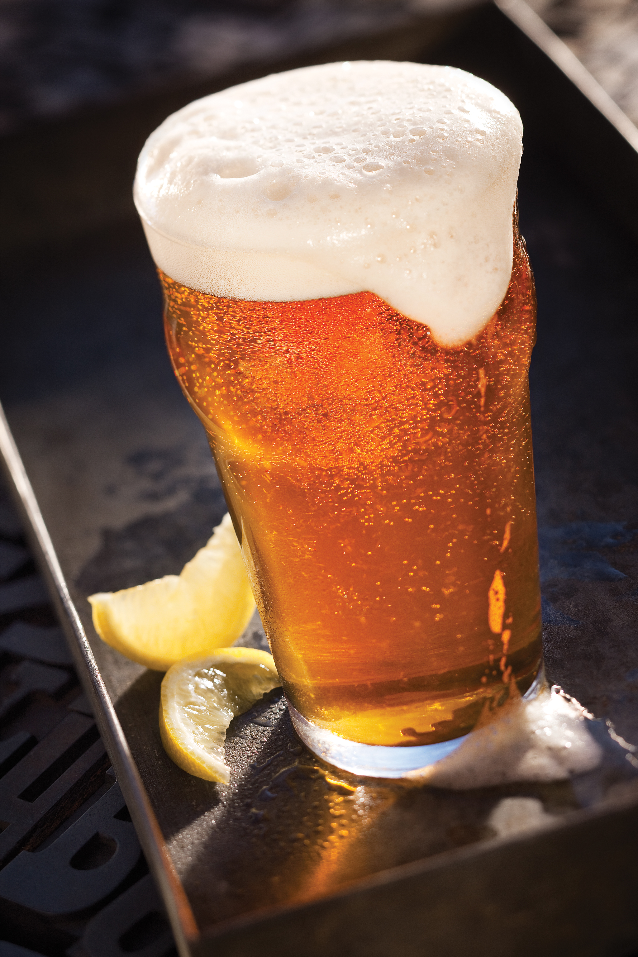 Made with your favorite honey wheat ale, ginger, lemon and the perfect sweetness of honey, you'll be sipping this Honey Shandy all night long.
