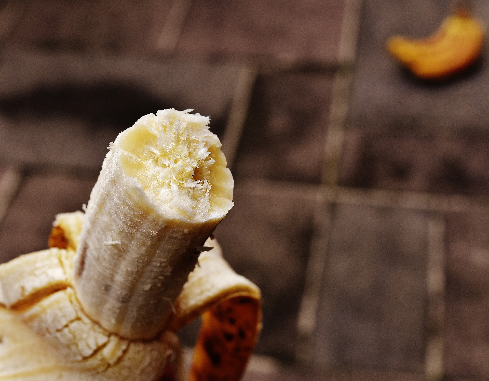 Banana by Alexis_Fotos via Pixabay