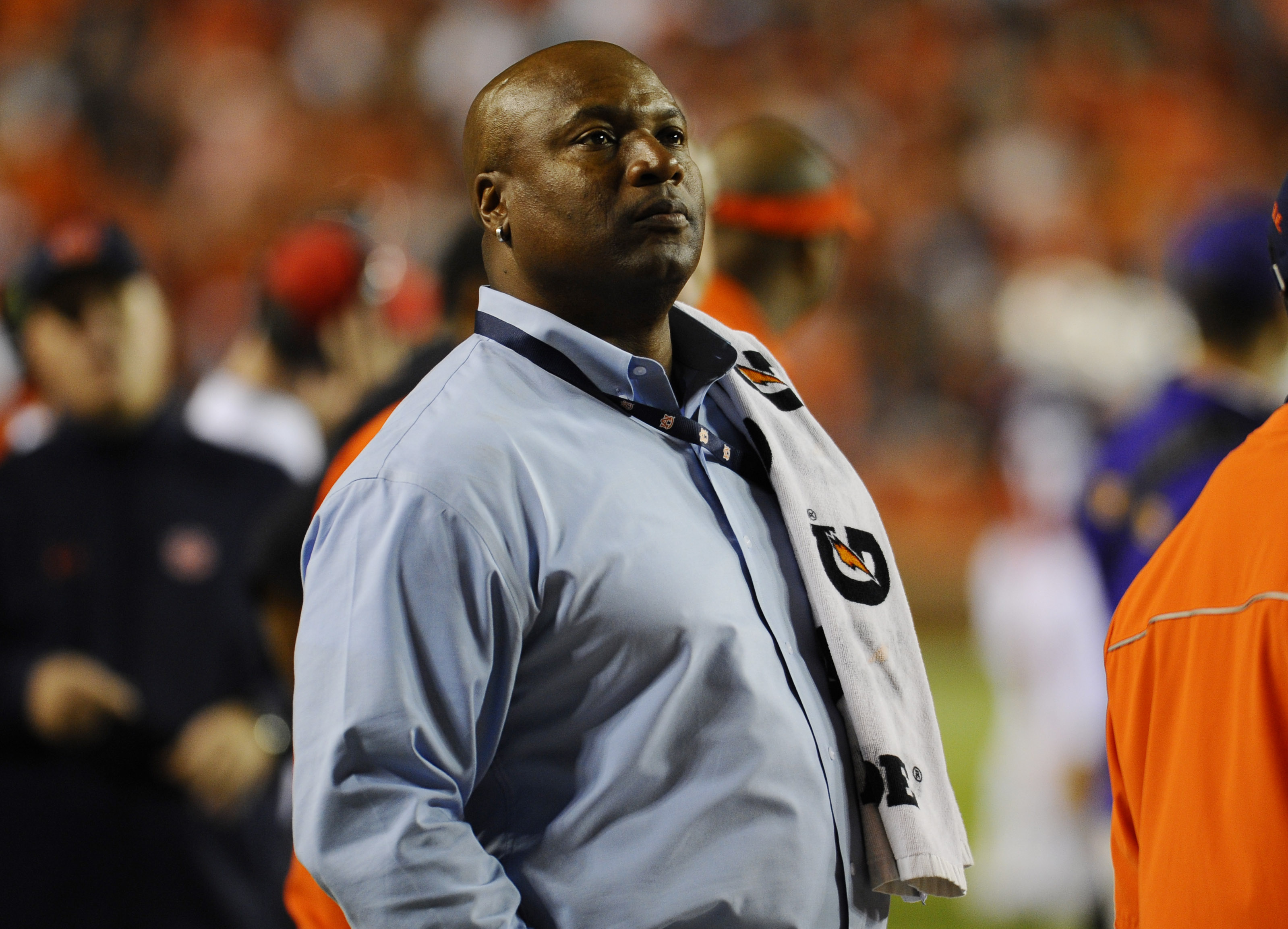Bo Jackson likes what he sees in Russell Wilson. (Shanna Lockwood-USA TODAY Sports)