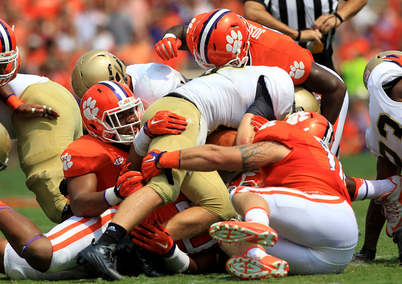 Clemson's defense held Wofford to 85 total yards in the first half. The Terriers had just 24 yards on the first five possessions.