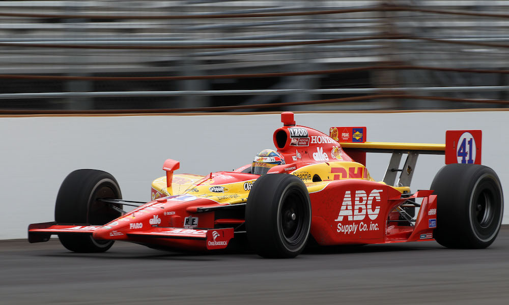 Hinchcliffe Pulling Back from Full-Time INDYCAR Driving in '22