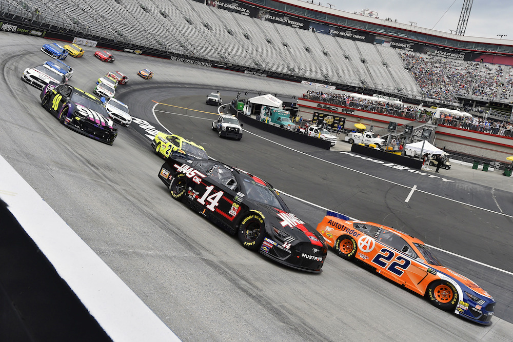 Busch brothers crash out at Bristol; Kyle lashes out