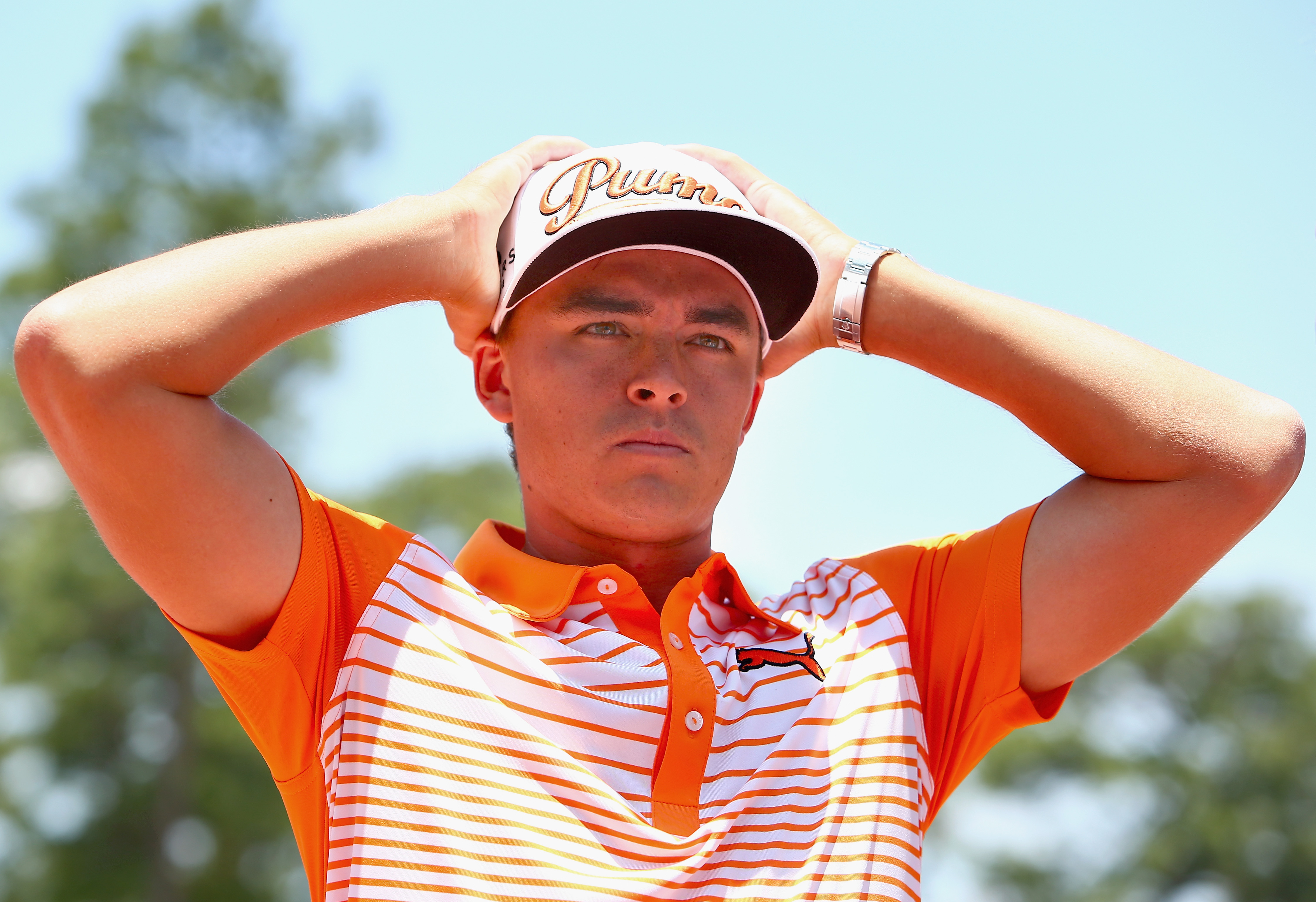 Rickie Fowler's pineapple hat turns heads in Florida