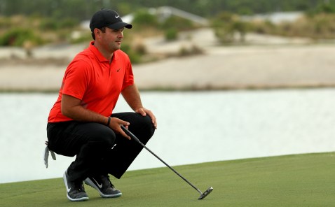 Patrick Reed rides new putter to 3-stroke lead at Hero World Challenge