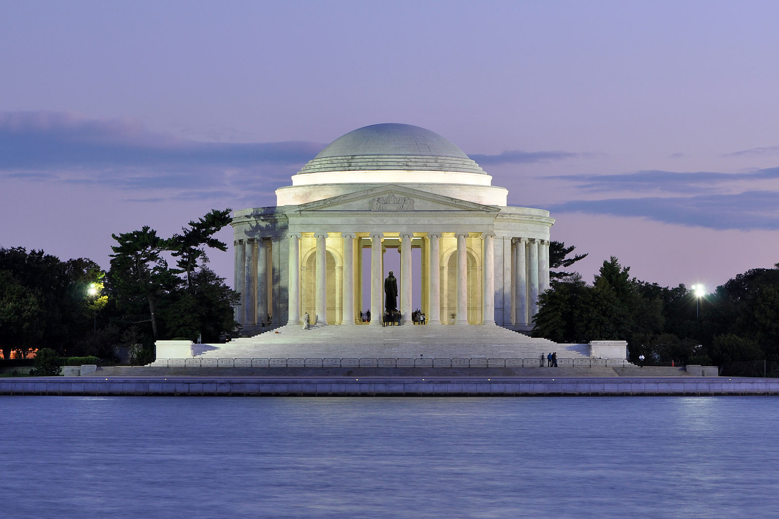 Jefferson Memorial, Washington DC | Photo Credit: Joe Ravi (CC-BY-SA 3.0)